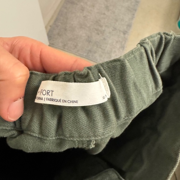 Oak and Fort crop utility pant - Picture 2 of 2